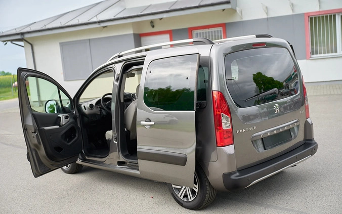 Peugeot Partner cena 23900 przebieg: 178123, rok produkcji 2009 z Bieżuń małe 781